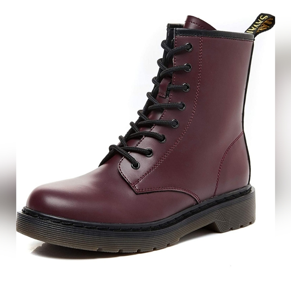 Savaii Women's Cassie Lace Up Round Toe Combat Ankle Boots